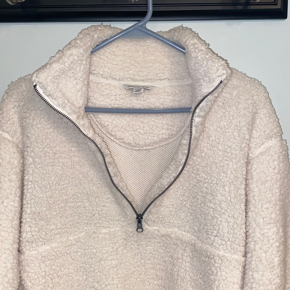 American Eagle white & grey NWOT Sherpa jacket size XS but fits big - Picture 2 of 6